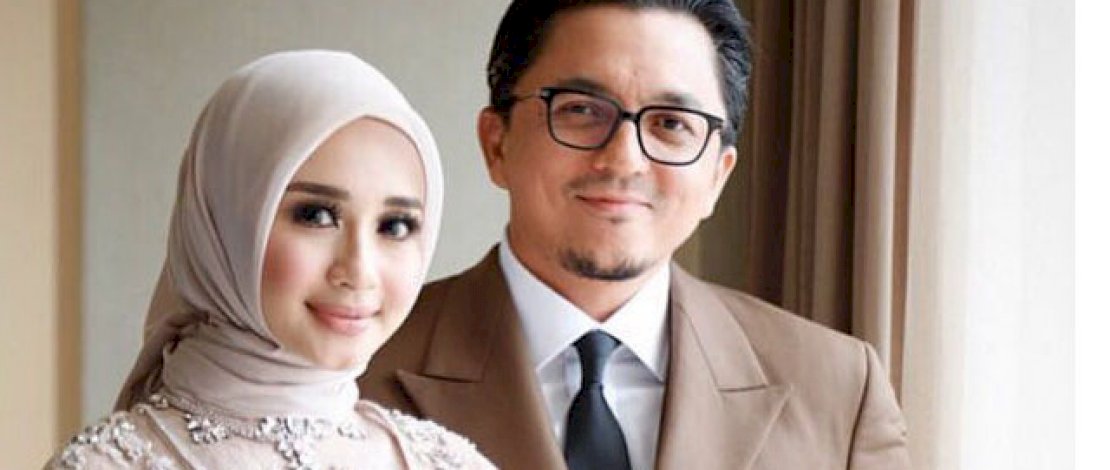 Laudya dan mantan suaminya, Engku Emran.