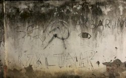 Viral, Logo Palu Arit pada Tembok Sekolah di Bone