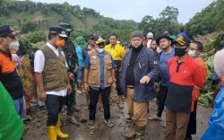 Longsor di Jeneponto Menelan Korban, Tiga Orang Dalam Pencarian