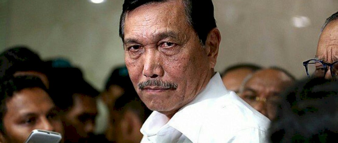 Luhut Usul ke Prabowo Hilangkan BBM Subsidi Luhut Usul ke Prabowo Hilangkan BBM Subsidi
