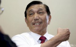 Luhut Binsar Panjaitan: TKA China Akan Masuk Lagi Mulai Juni