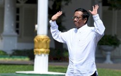 Ketika Prabowo Bertemu dengan Mahfud Md di Momen Lebaran