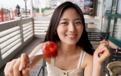 Artis Jepang Bunuh Diri Usai Di-bully Karena Tak Pakai Masker