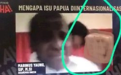 Ada Sosok Wanita Bugil di Belakangnya Saat Webinar, Ini Penjelasan Dosen Uncen