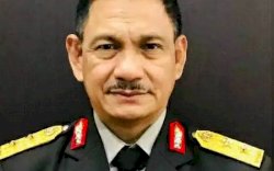Irjen Mas Guntur Laupe Jadi Widyaiswara, Irjen Merdisyam Jabat Kapolda Sulsel