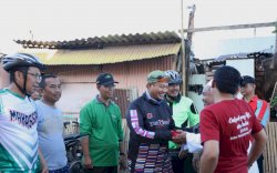 Peringati Hari Lahir NU, Iqbal Suhaeb Bersih&ndash;bersih Masjid Nurul Amal Tamalabba