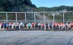 MCC Gowes Nikmati Wisata Alam