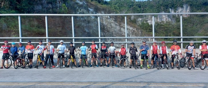 MCC Gowes Nikmati Wisata Alam