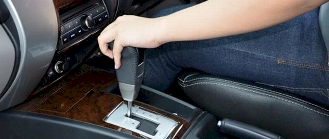 5 Hal Ini Tidak Boleh Dilakukan pada Mobil Matik