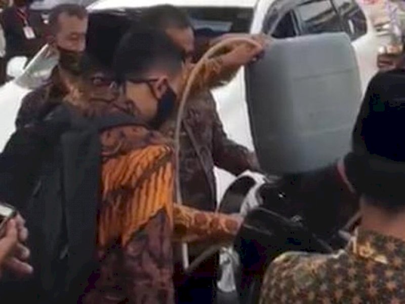 Viral Mobil RI 2 Isi BBM Jeriken, Ini Faktanya