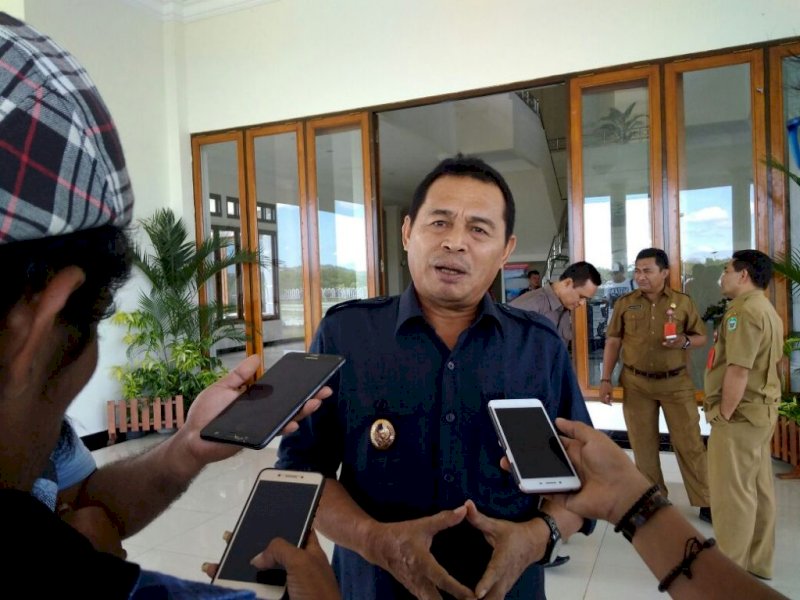 Pingsan Saat Orasi, Bupati Halmahera Timur Meninggal Usai Mendaftar di KPU