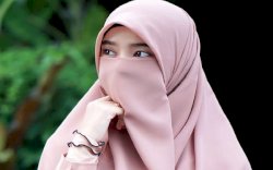 Cemburu Alasan Turunnya Ayat Hijab !