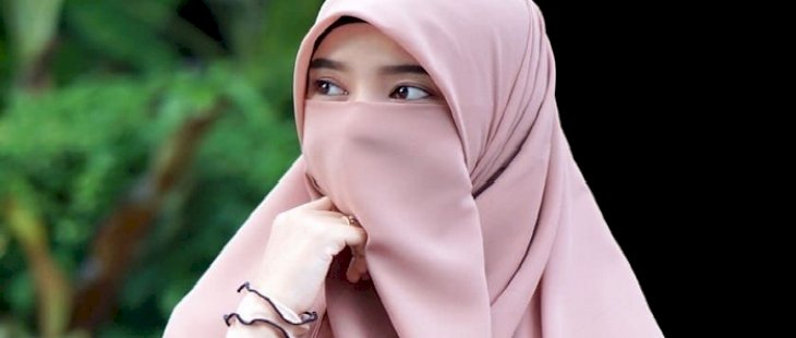 Cemburu Alasan Turunnya Ayat Hijab !