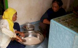 Balada Nenek Ardi; Hidup Harus Terus Berjalan