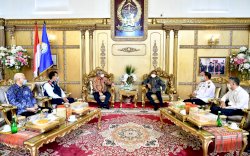 Direspons Baik Presiden, Perseroda Sulsel dan Waskita Tanda Tangani Kontrak Kerja Pembangunan Twin Tower di Makassar