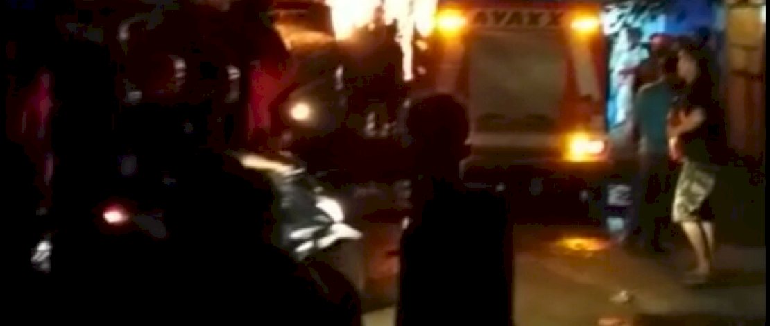 Kebakaran melanda Pasar Karisa Jeneponto.