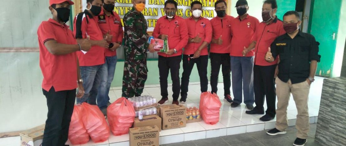 Penyerahan bantuan dari PDIP Jeneponto ke Puskodalops Kodim 1425 Jeneponto.