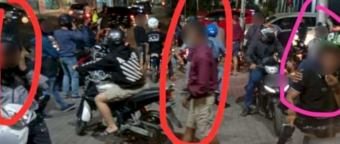 Penampakan gerombolan penyerang Mapolsek Ciracas. IST Penampakan gerombolan penyerang Mapolsek Ciracas. IST