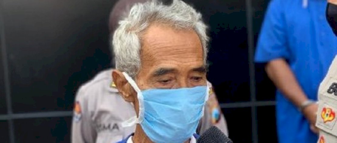 Pelaku berinisial PN saat diamankan polisi.