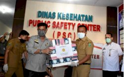 Mentan Kunker dan Serahkan Bantuan di Takalar