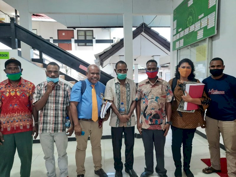 Sidang Pembunuhan Brimob: Kehadiran Frans Aisnak di Camp PT. WGU atas Ijin dari Bos Perusahaan
