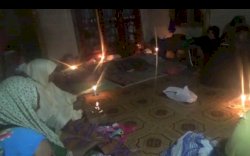 Kedinginan di Dalam Tenda, Pengungsi Banjir Bandang Lutra Meninggal