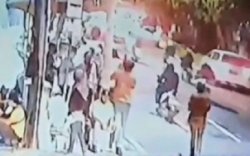 Polisi Buru Pria Berkemeja Kotak-kotak Cokelat, Dia Pelaku Penikaman Tim Appi