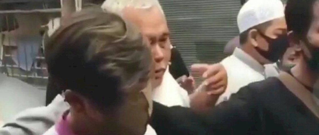 Tangkapan layar video instagram B saat mempelesetkan lagu Aisyah. 