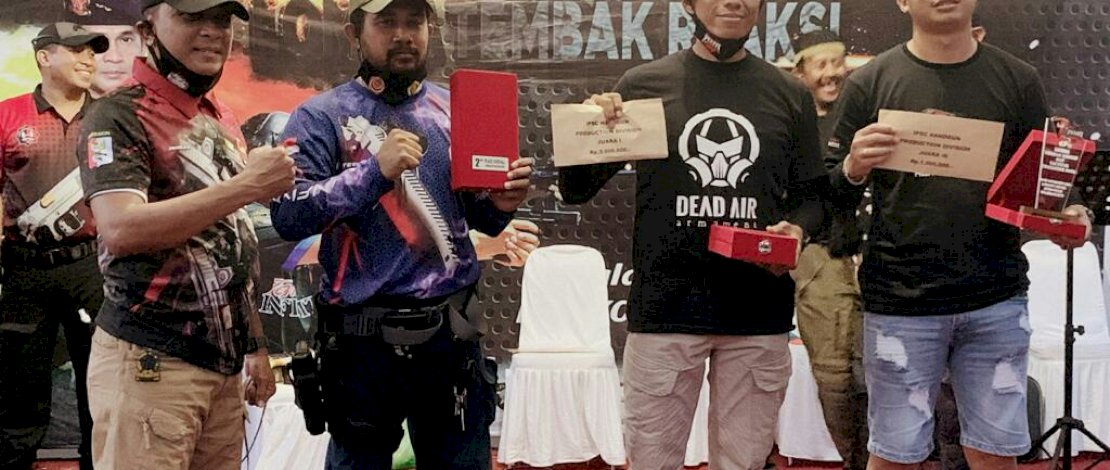 Luwu Shooting Club, juara 3 lomba tembak reaksi HUT ke-75 Brimob.