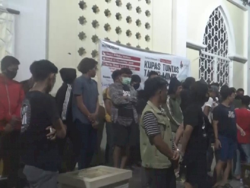 Pesta Miras di Halaman Masjid, 33 Remaja di Makassar Diamankan