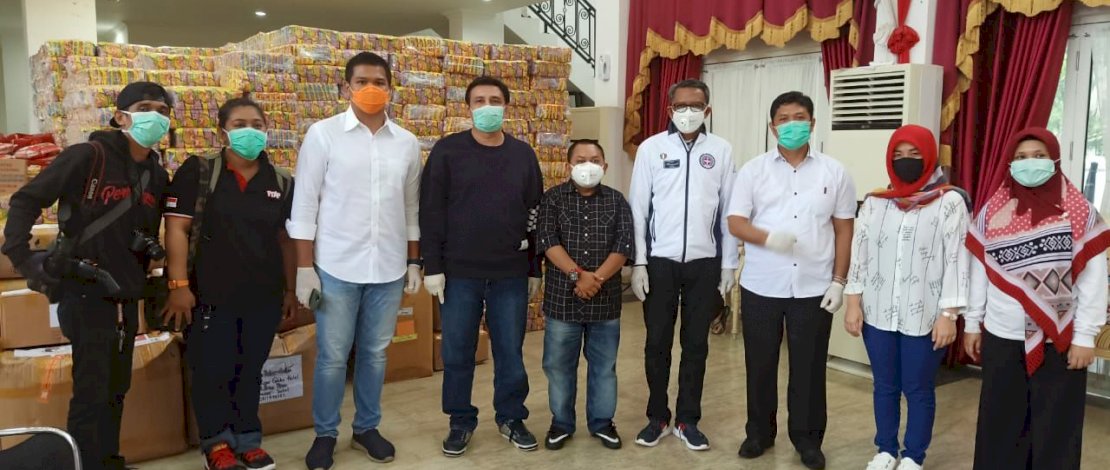 BMI dan TMP Serahkan Bantuan Beras hingga APD ke Pemprov Sulsel