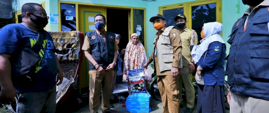 Pemkot Makassar Mulai Salurkan Paket Sembako