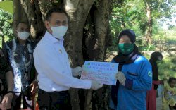 568 Warga Desa Massamaturu Takalar Dapat Bantuan Dampak Covid-19