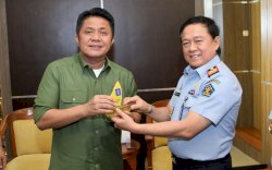 Pemprov Sumsel Terima Bantuan Covid-19 dari Kemenkumham 