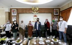 Gandeng Gojek, Pemkot Makassar Tingkatkan Pendapatan Binaan PKK dan Dekranasda