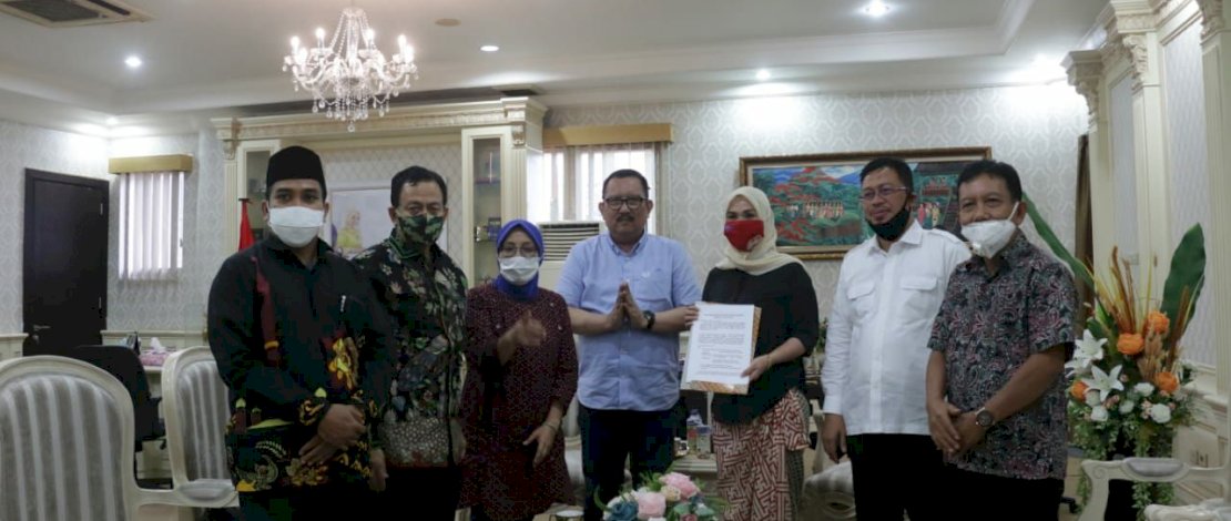 Donasi Sudah Rp400 Juta, Tim Kaukus Masjid 99 Kubah Temui Pimpinan DPRD Sulsel