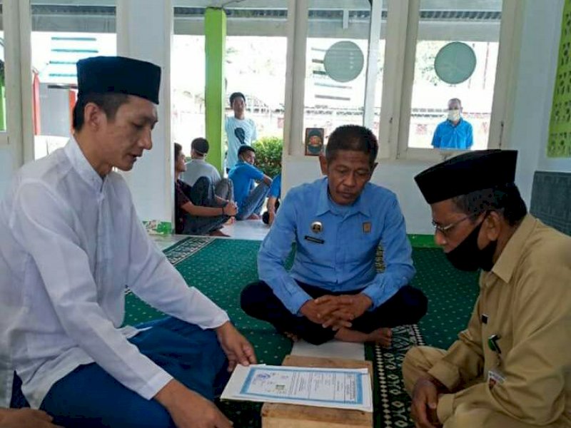 Napi Asal Makassar Ucapkan Dua Kalimat Syahadat di Masjid Rutan Sinjai