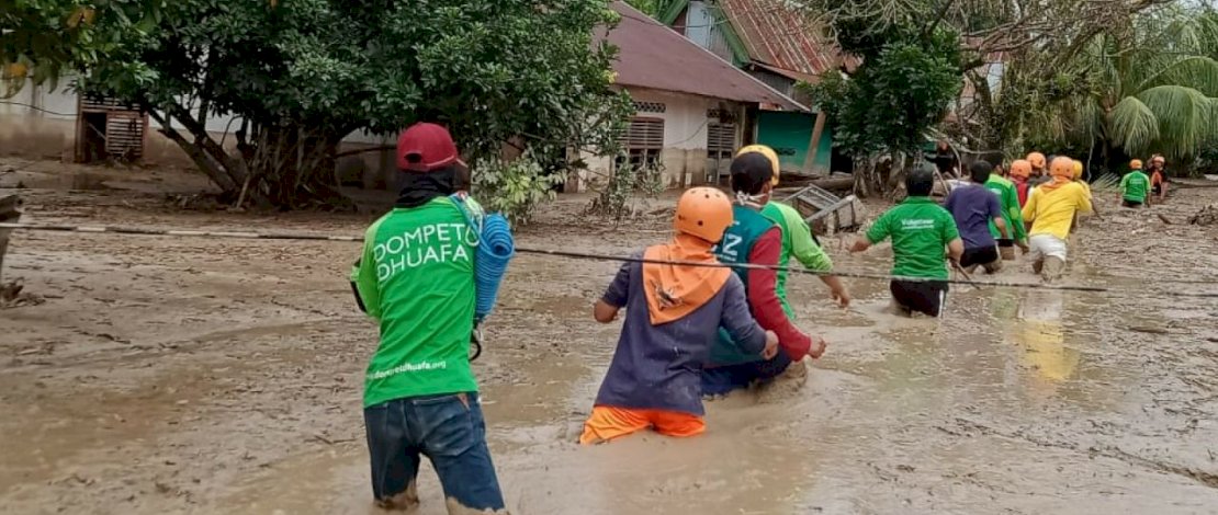Dompet Dhuafa Sulsel Respon Cepat Banjir Masamba