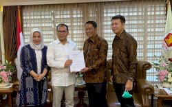 Bantah Isu Dibegal Calon Lain, Gerindra Serahkan Rekomendasi B1-KWK ke Danny-Fatma