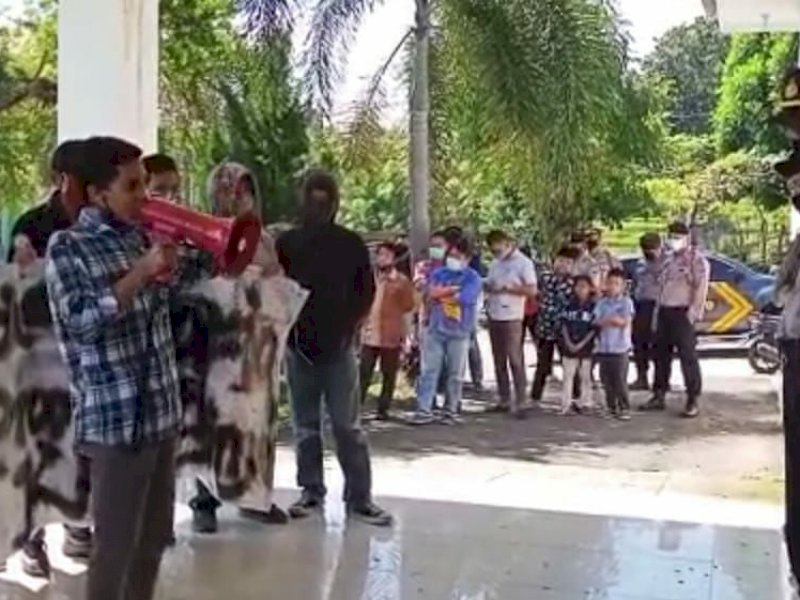 Mahasiswa Sinjai Minta Transparansi Dana Ratusan Miliar Pinjaman Pemda