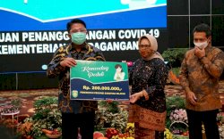 Gubernur Sumsel Terima Bantuan Penanggulangan Covid-19 dari Kemendag RI