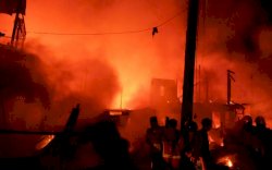 Pasar Senggol Makassar Terbakar, Puluhan Mobil Damkar Dikerahkan