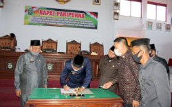 Bupati Takalar Sampaikan Pendapat Akhir Ranperda APBD 2019