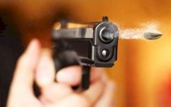 Dikira Mainan, Bocah Tembakkan Pistol Temuan ke Dada Kakaknya hingga Tewas