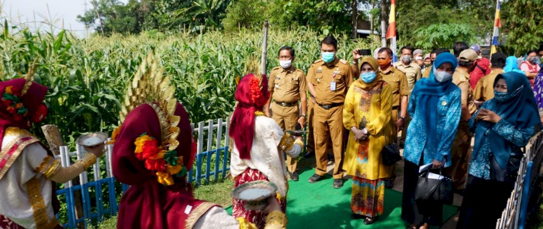 Pjs Ketua TP PKK Kabupaten Gowa Canangkan Bulan Bhakti PKK, KB dan Kesehatan di Bajeng