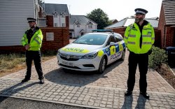 Perwira Polisi Berhubungan Seks dengan Pelanggar Wanita untuk Ganti Tilang