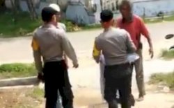 2 Oknum Polisi yang Aniaya Pria Tua di Pinggir Jalan Diperiksa