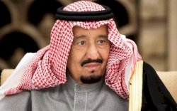Raja Salman Berlakukan Jam Malam di Arab Saudi