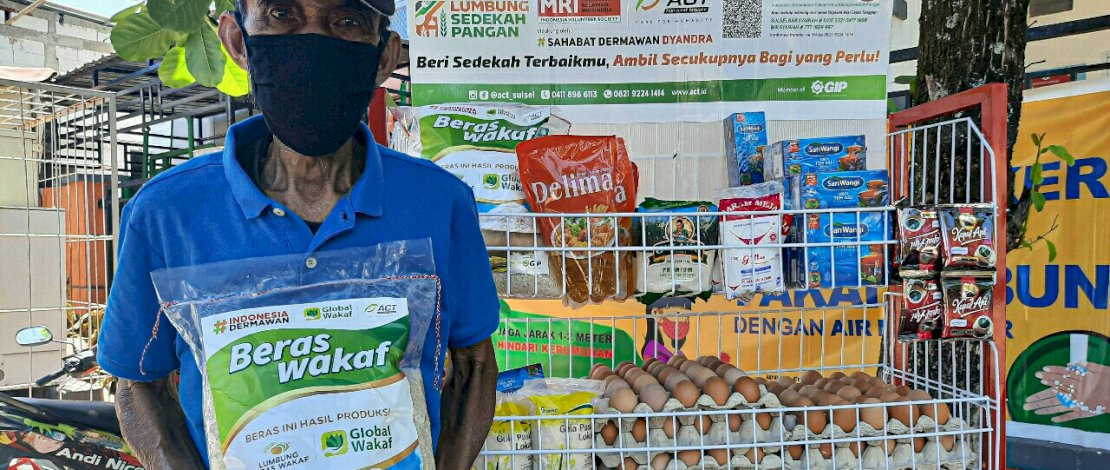 Rak sembako ACT Sulsel.