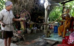 Panjang Lima Meter, Rambut Kakek Ini Tak Pernah Dipotong dan Dicuci Selama 80 Tahun